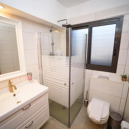 Yalarent Migdalor Boutique Apartments With Sea Views Tiberias Exterior foto