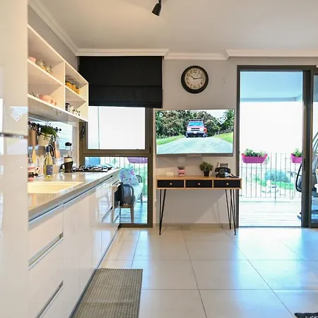 Yalarent Migdalor Boutique Apartments With Sea Views Tiberias Exterior foto