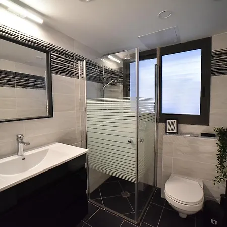 Yalarent Migdalor Boutique Apartments With Sea Views Tiberias Exterior foto