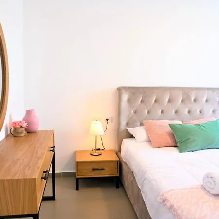 Yalarent Migdalor Boutique Apartments With Sea Views Tiberias Exterior foto