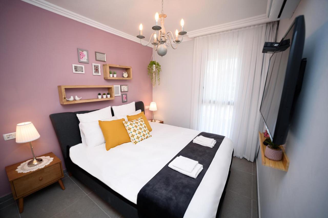 Yalarent Migdalor Boutique With Sea Views Apartment