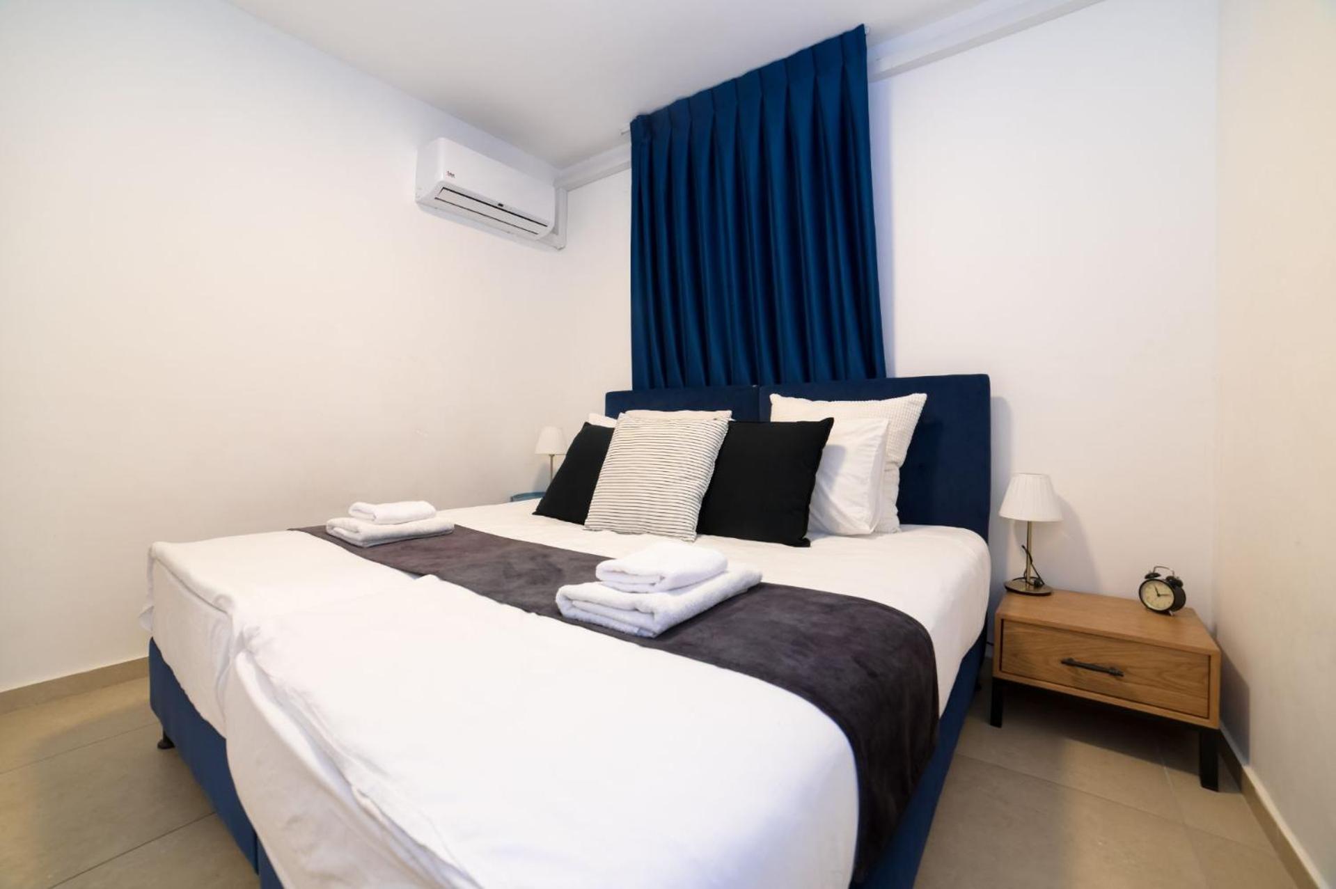 Apartment Yalarent Migdalor Boutique With Sea Views