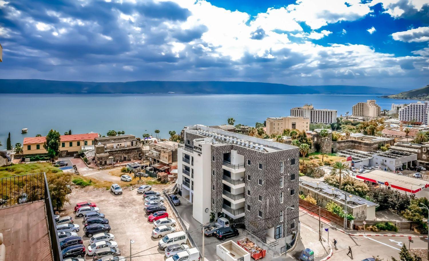 Yalarent Migdalor Boutique With Sea Views Apartment