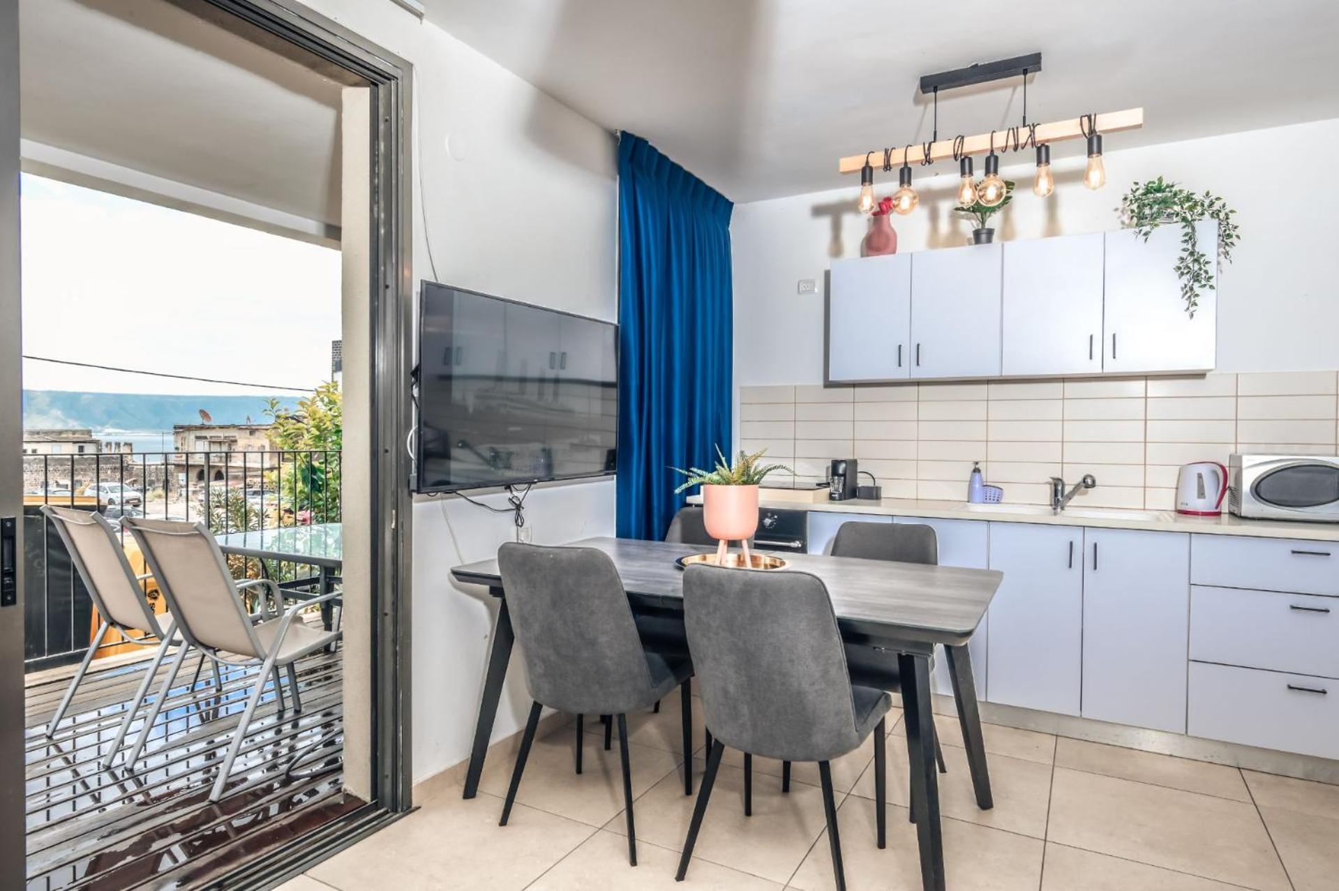 Yalarent Migdalor Boutique With Sea Views