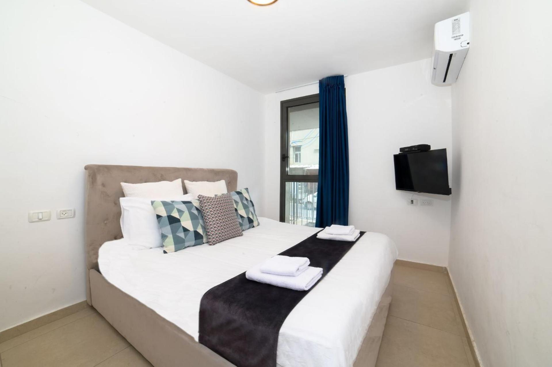 Yalarent Migdalor Boutique With Sea Views Apartment *